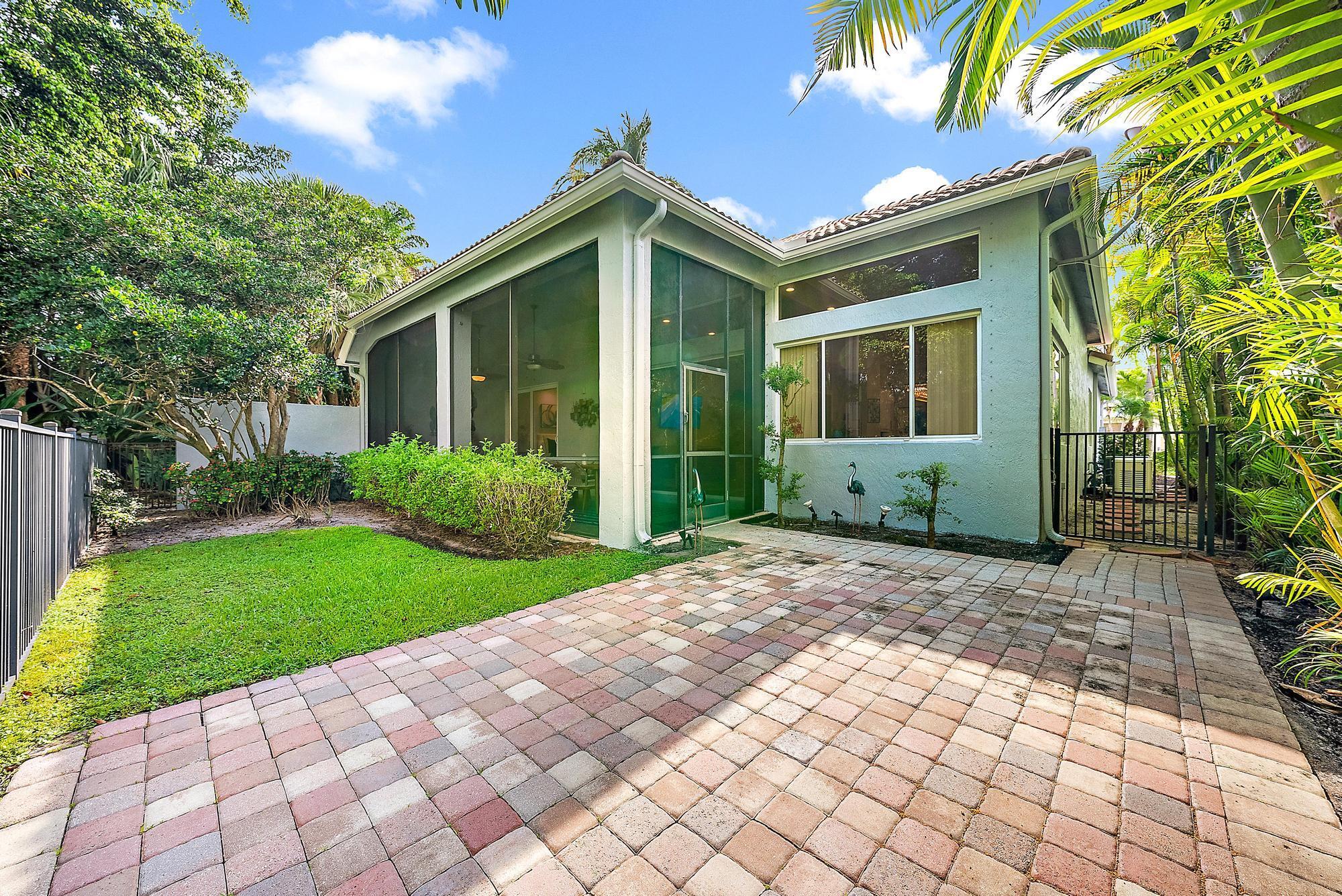 IBIS GOLF AND COUNTRY CLUB 18 - Residential Lease