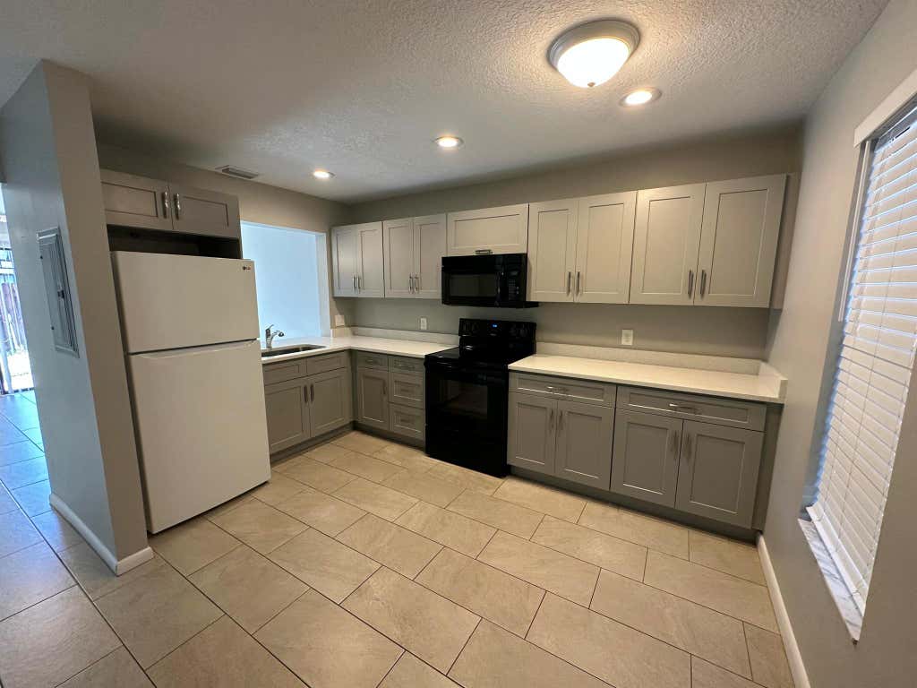 Photo of 5145 Breckenridge Place #35, West Palm Beach, FL 33417 (MLS # R11127129)
