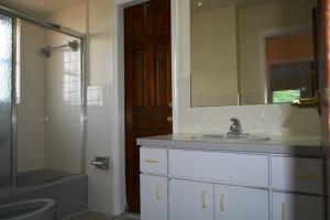 LAKE FLORESTA - Residential