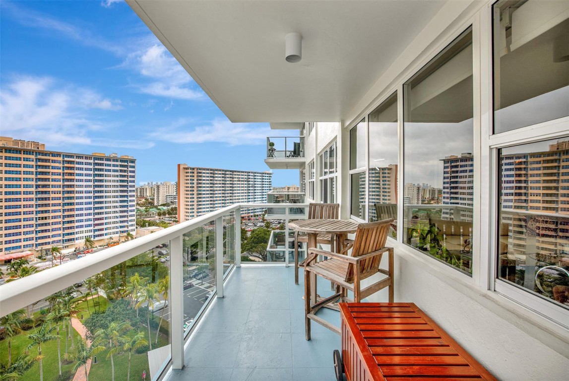 Coral Ridge Towers East - Residential