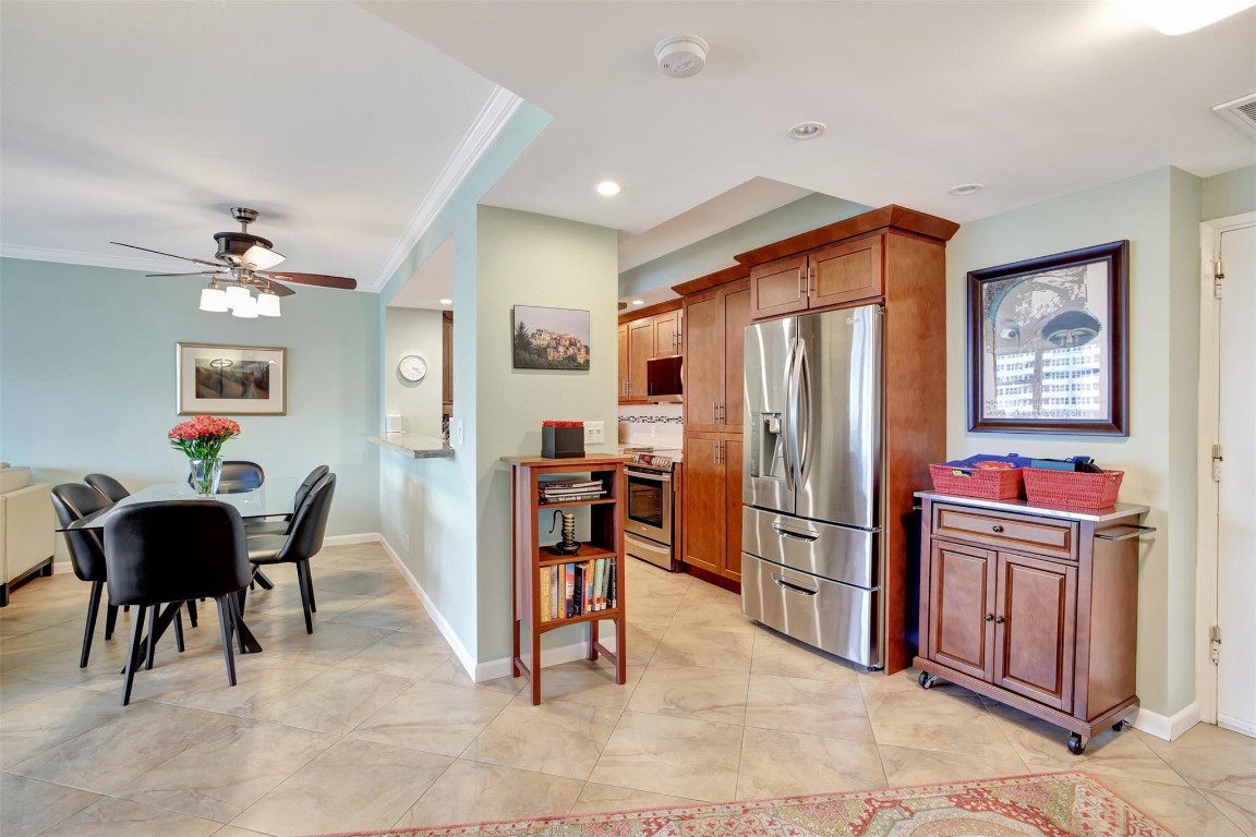 Coral Ridge Towers East - Residential