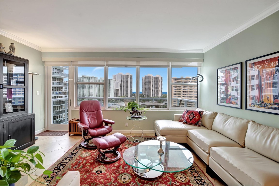 Coral Ridge Towers East - Residential