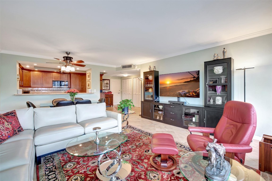 Coral Ridge Towers East - Residential