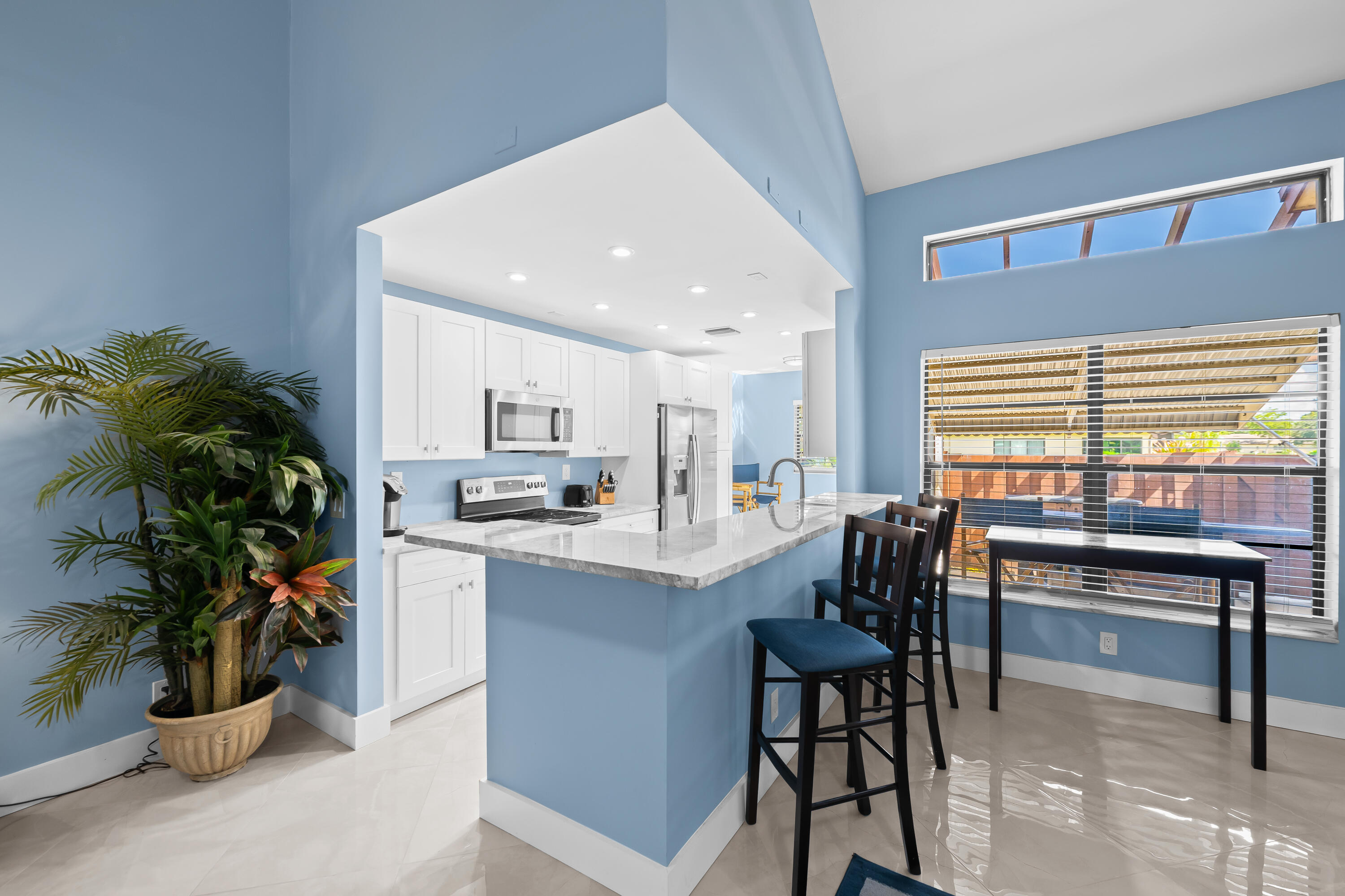HIGH POINT OF DELRAY WEST CONDO SEC 3 - Residential