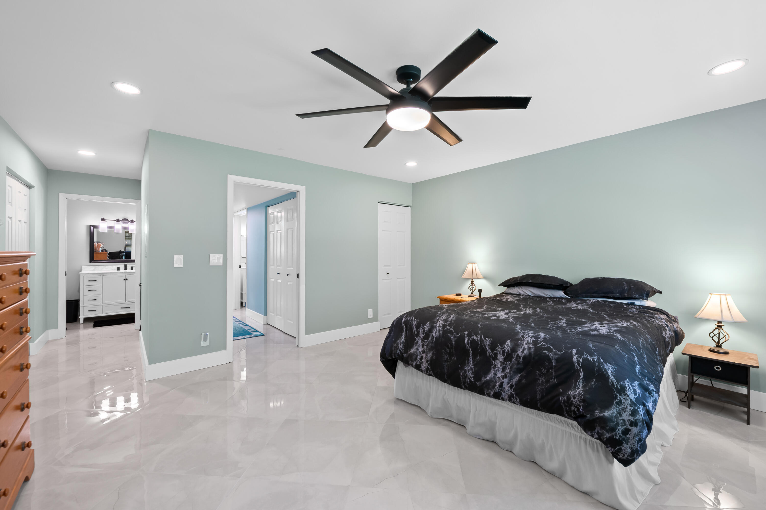 HIGH POINT OF DELRAY WEST CONDO SEC 3 - Residential