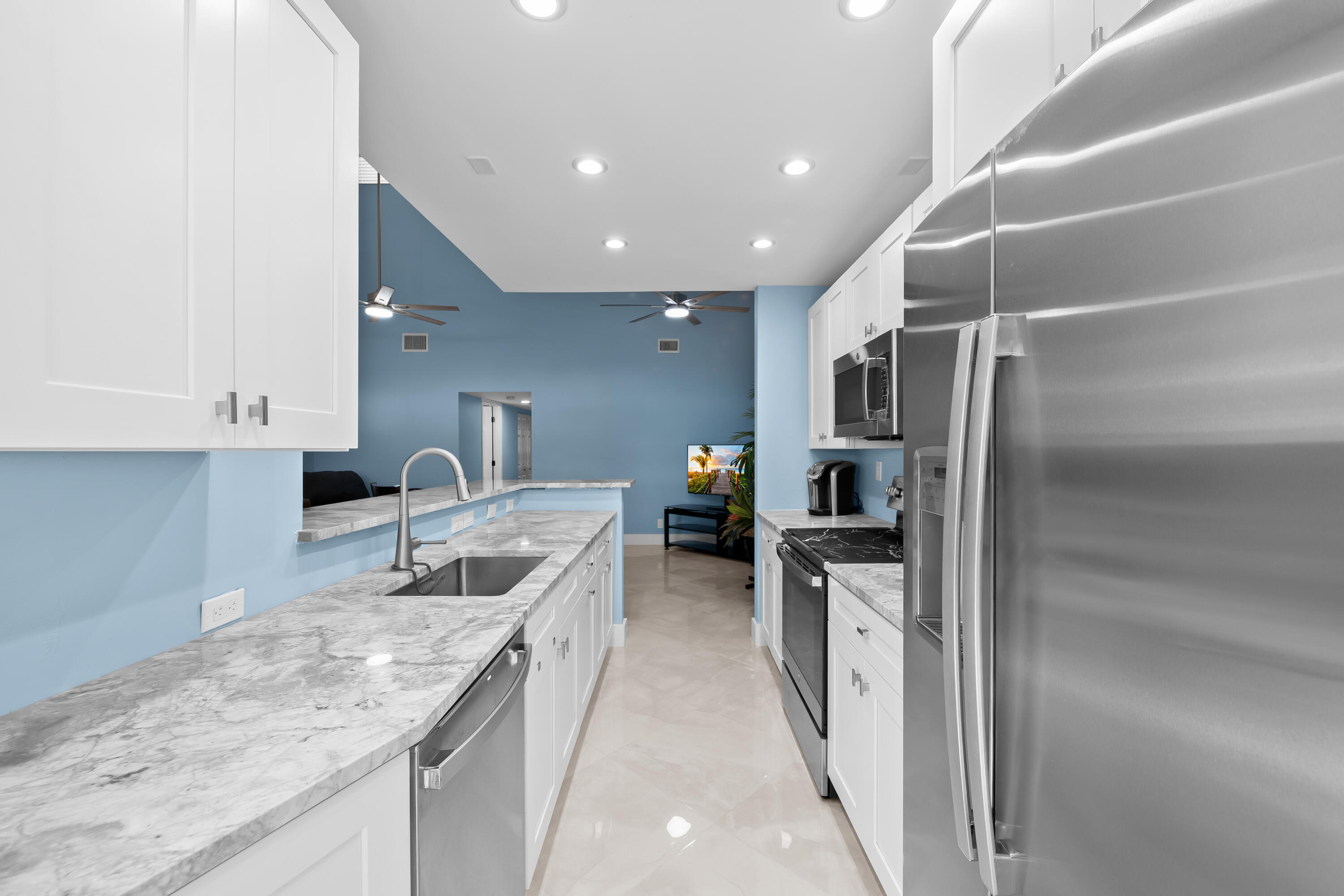 HIGH POINT OF DELRAY WEST CONDO SEC 3 - Residential