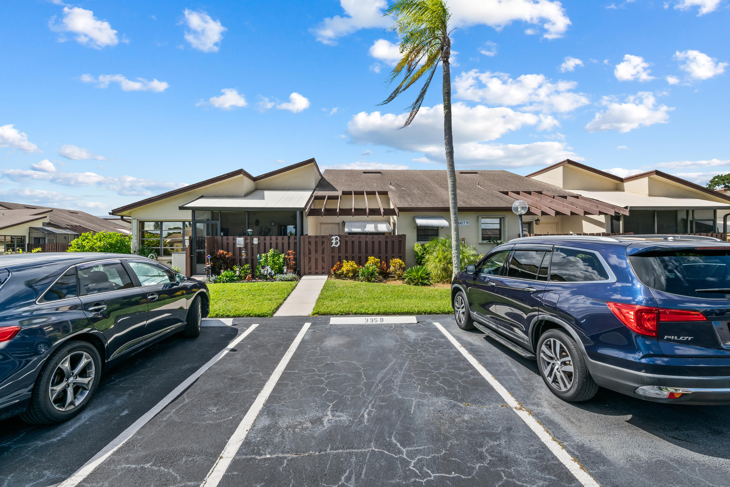HIGH POINT OF DELRAY WEST CONDO SEC 3 - Residential