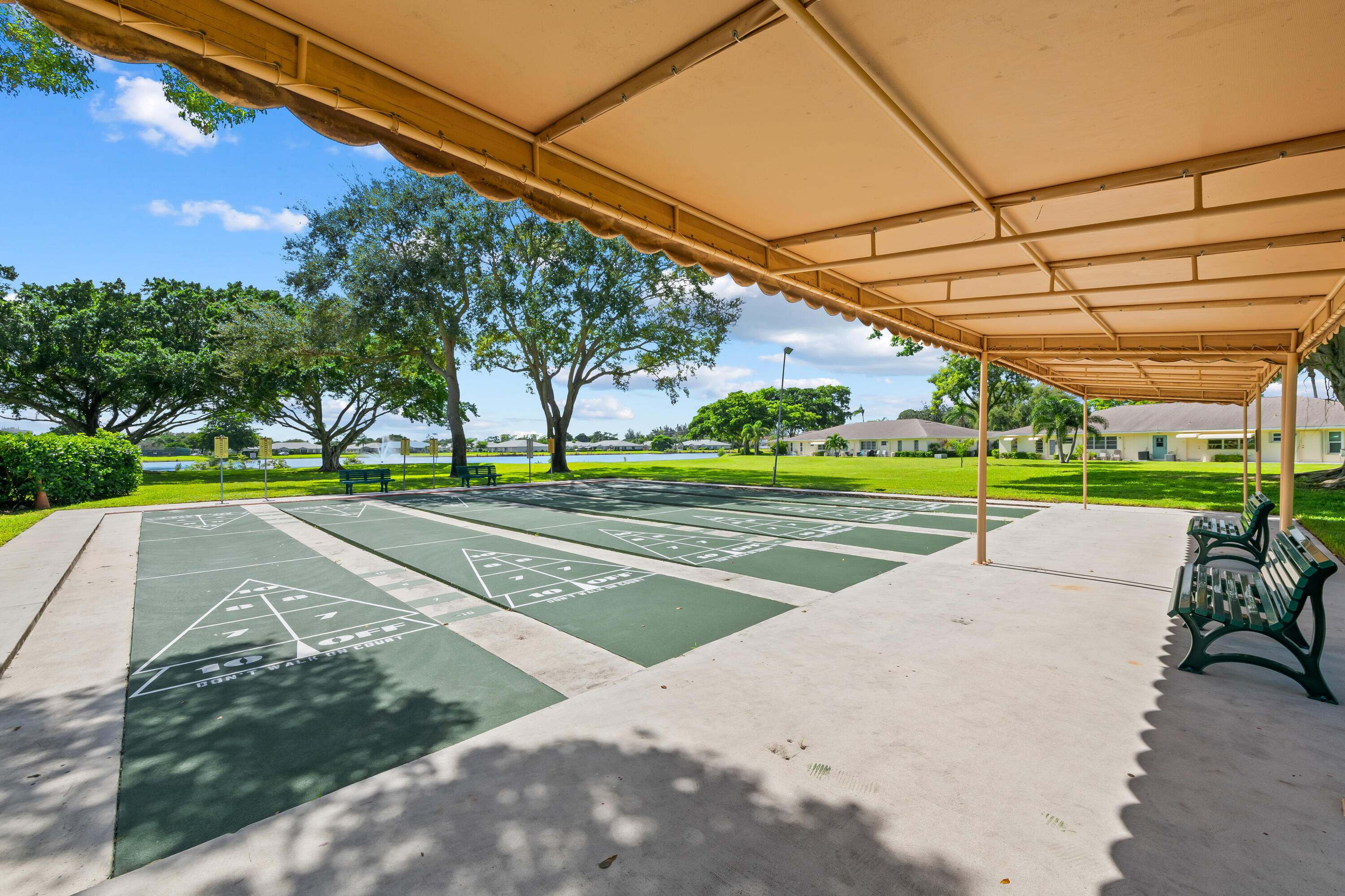 HIGH POINT OF DELRAY WEST CONDO SEC 3 - Residential