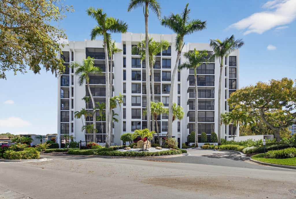 Photo of 7738 Lakeside Boulevard #334, Boca Raton, FL 33434 (MLS # B26037167)