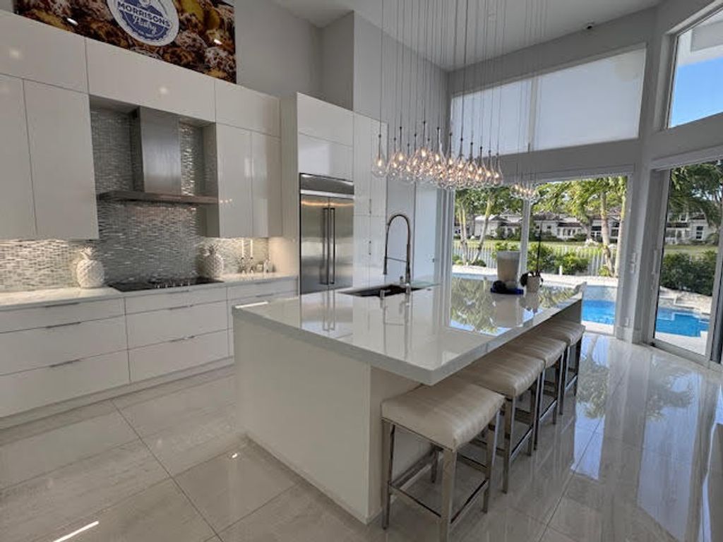 Photo of 5757 Regency Circle W, Boca Raton, FL 33496 (MLS # R11053159)