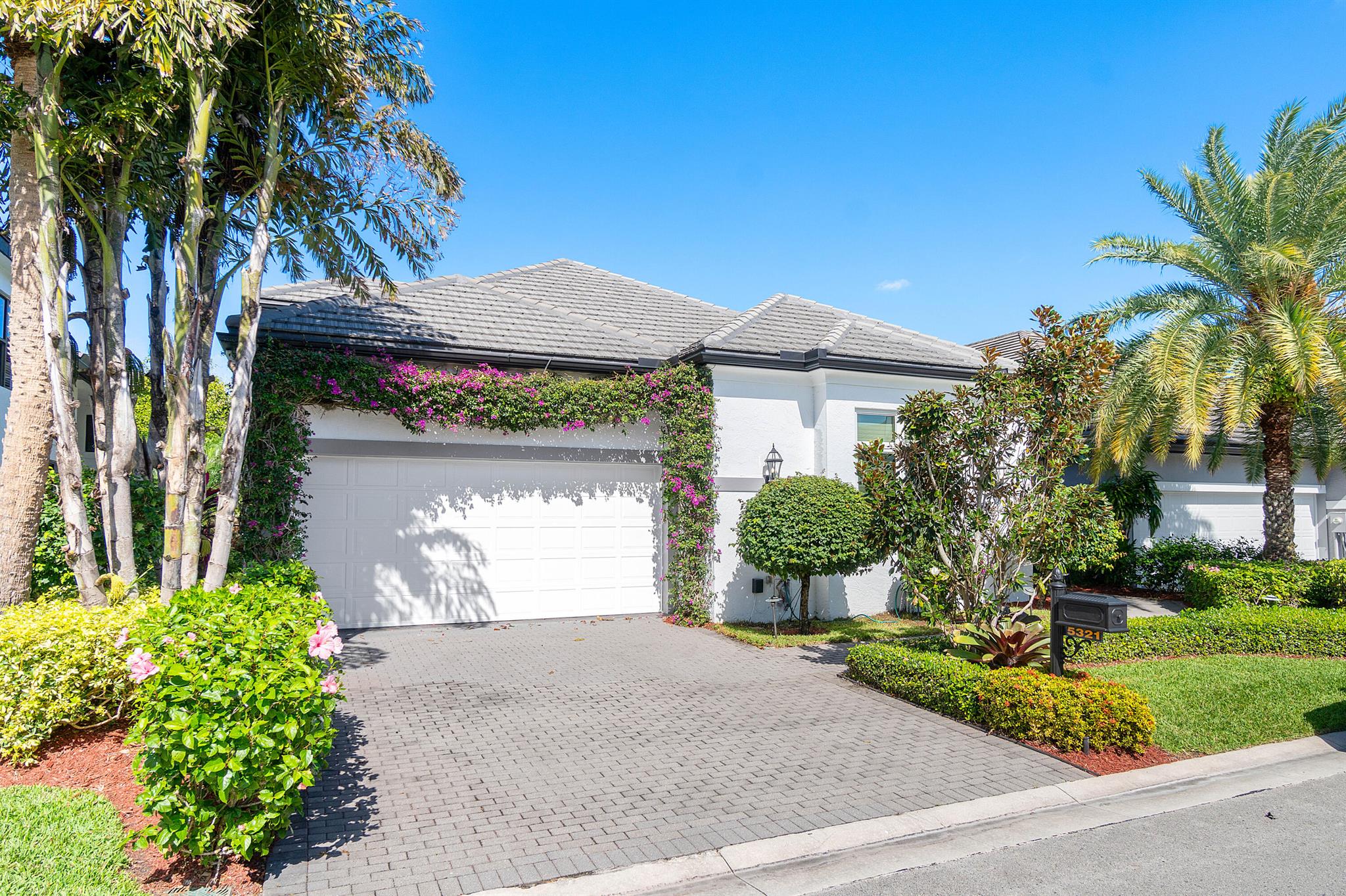 STEEPLECHASE / POLO CLUB - Residential