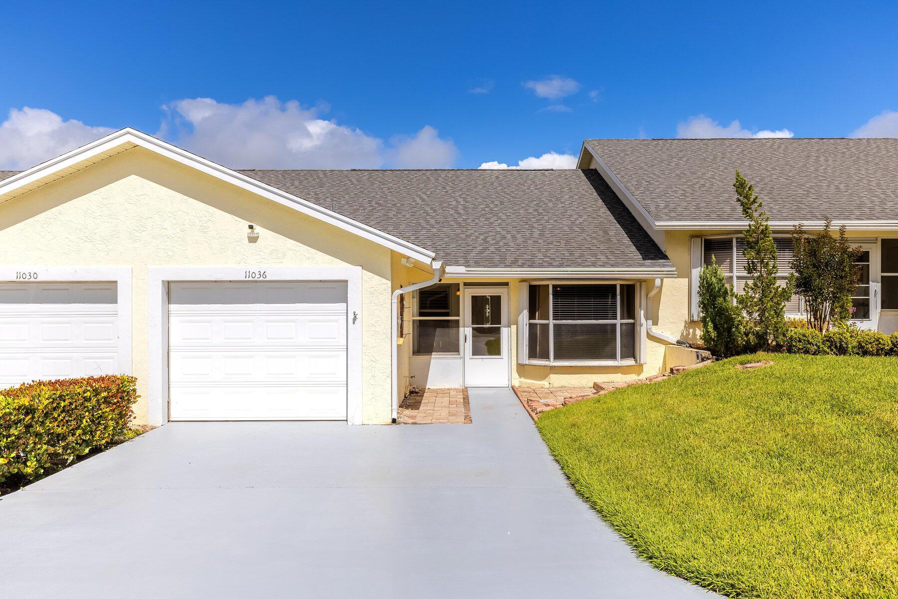 11036 SE Sea Pines Circle