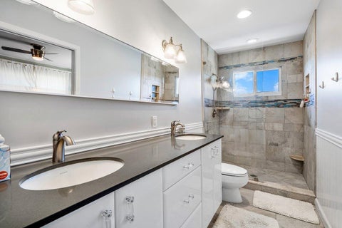 Tiny photo for 811 SE 31st Street, Boca Raton, FL 33432 (MLS # B26072022)