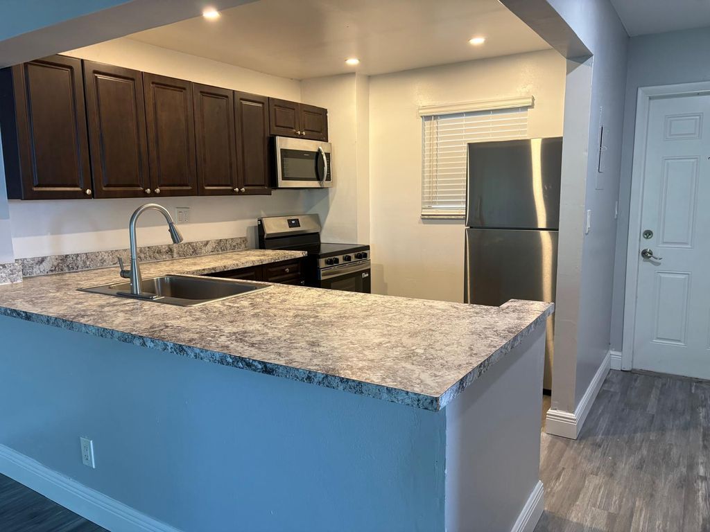 Photo of 1700 NW 58th Terrace #4a, Sunrise, FL 33313 (MLS # B26018808)