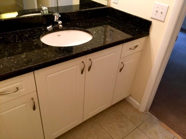 PALM LAKE CONDO - Residential Lease