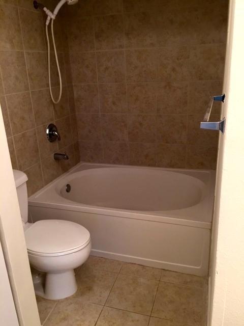 PALM LAKE CONDO - Residential Lease