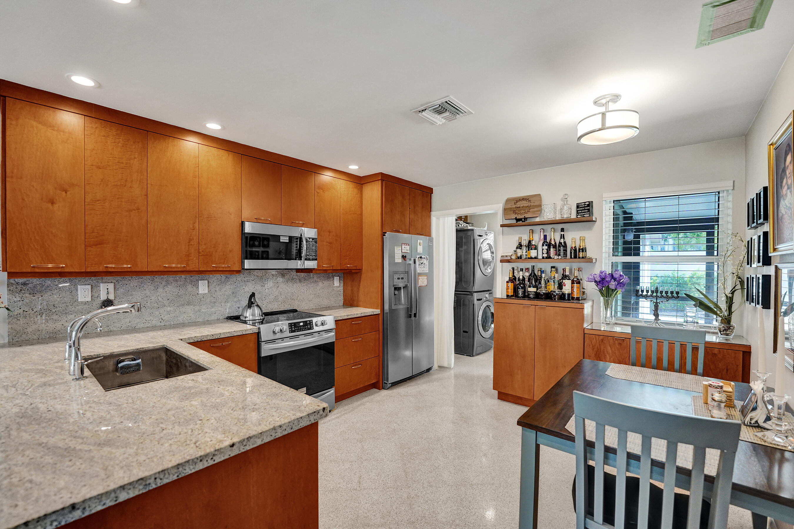 AMADALE - Residential Income