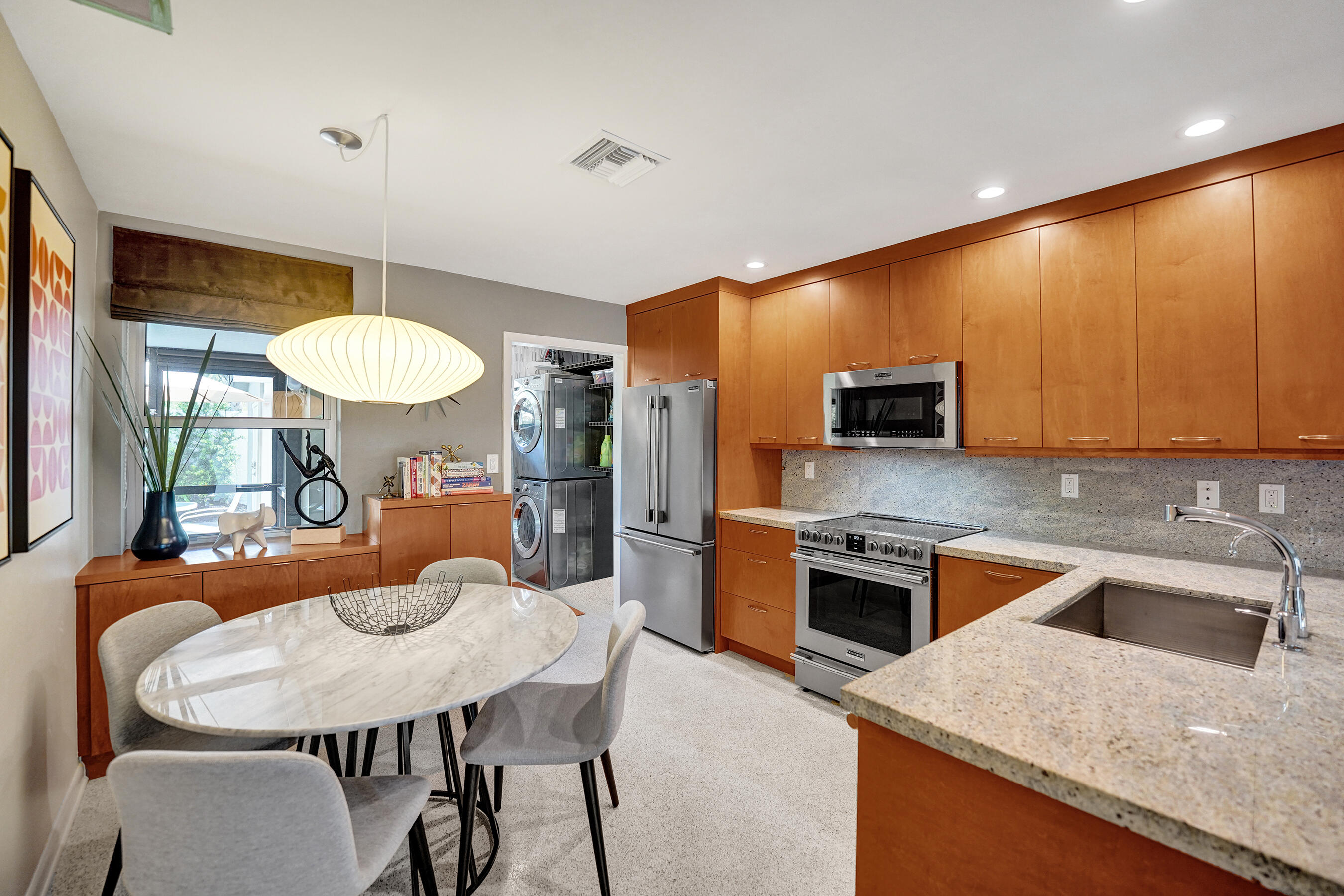 AMADALE - Residential Income