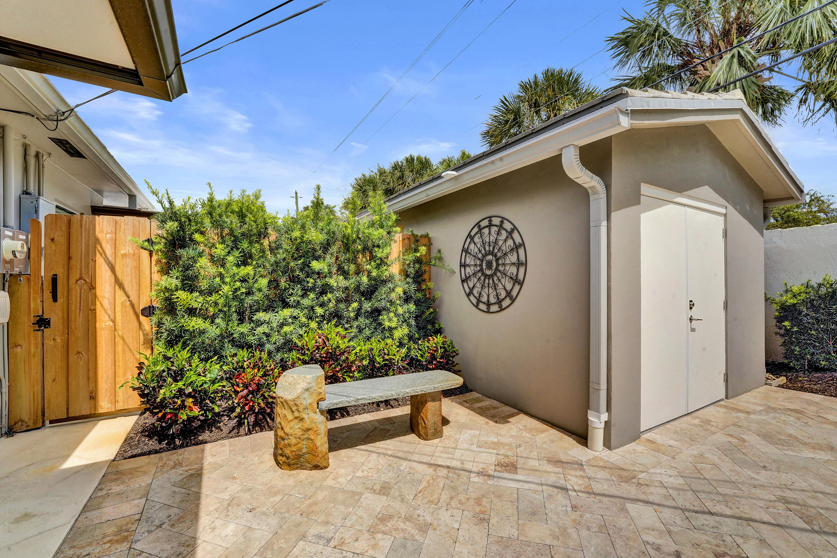 AMADALE - Residential Income