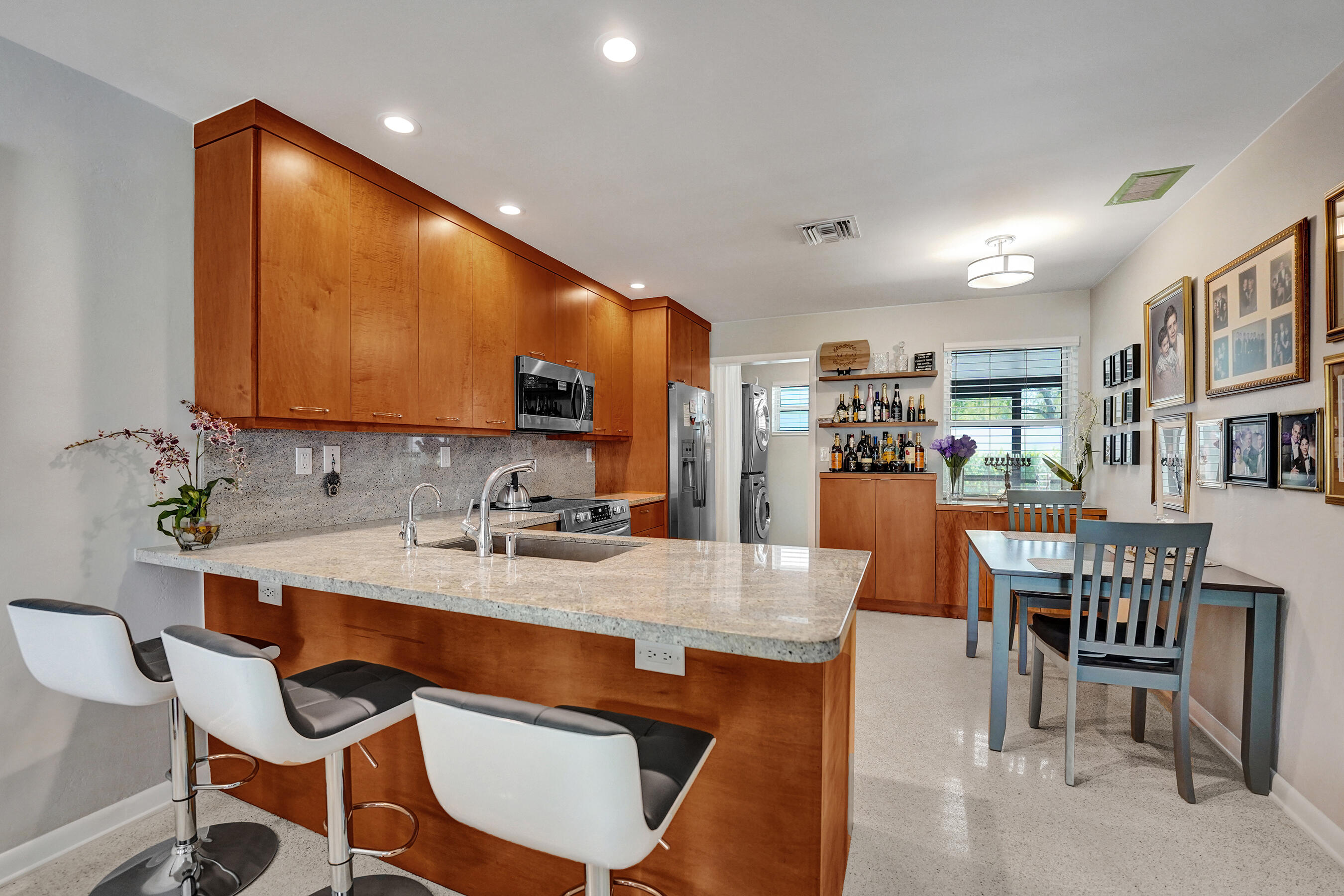 AMADALE - Residential Income