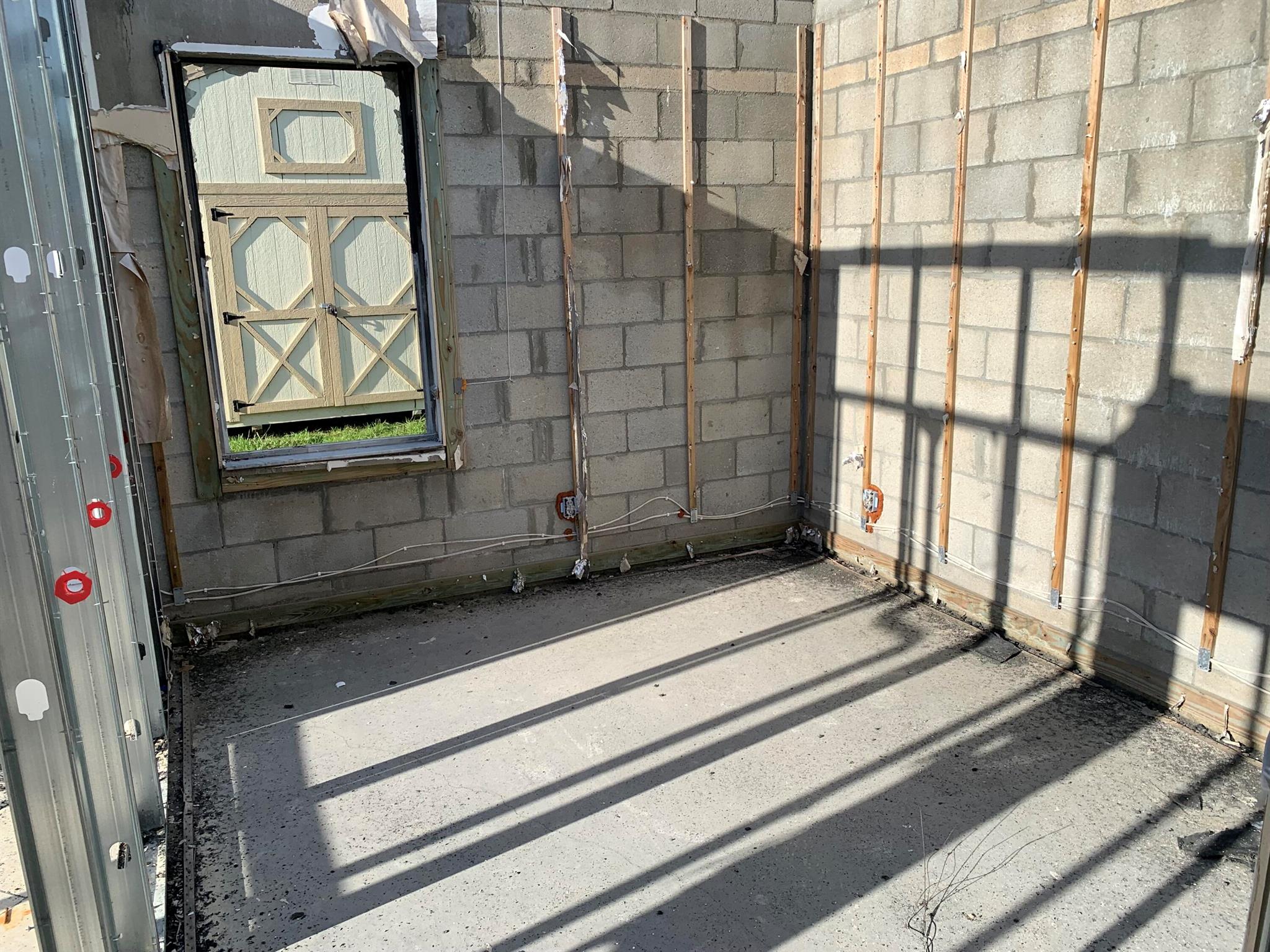 VERO LAKE ESTATES UNIT C - Residential