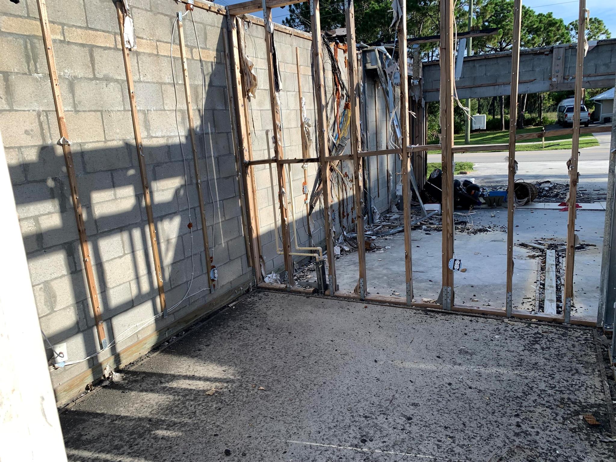 VERO LAKE ESTATES UNIT C - Residential