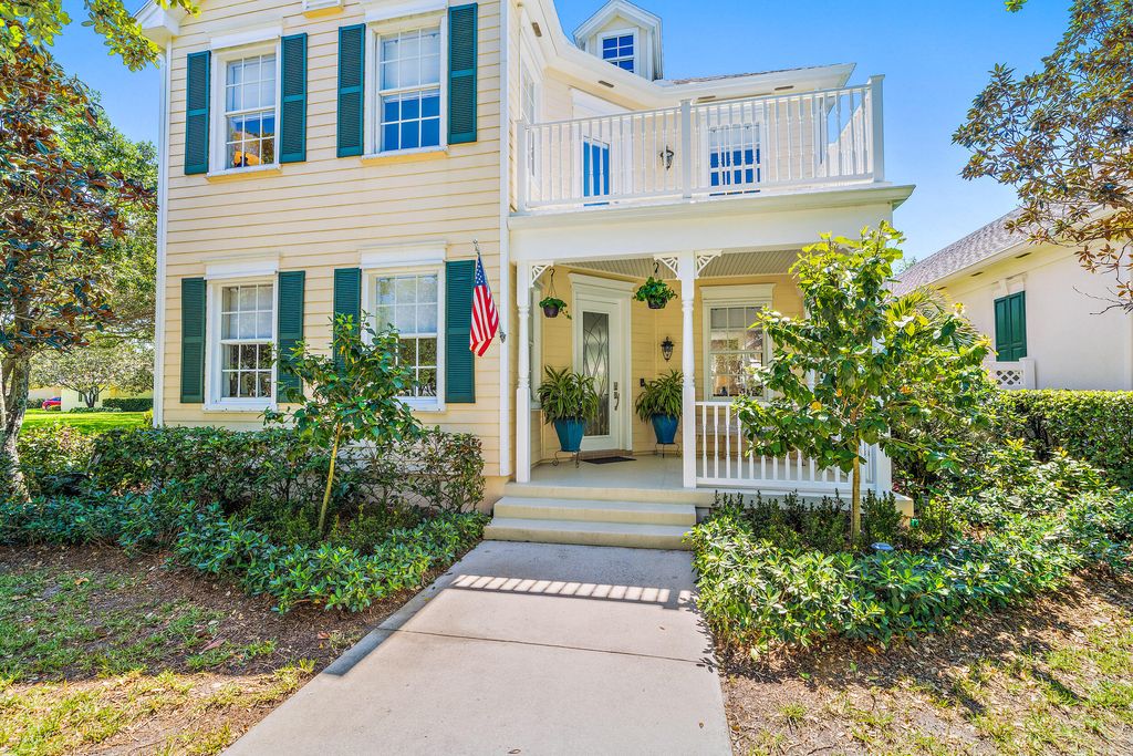 Photo of 138 Poinciana Drive, Jupiter, FL 33458 (MLS # R10786456)