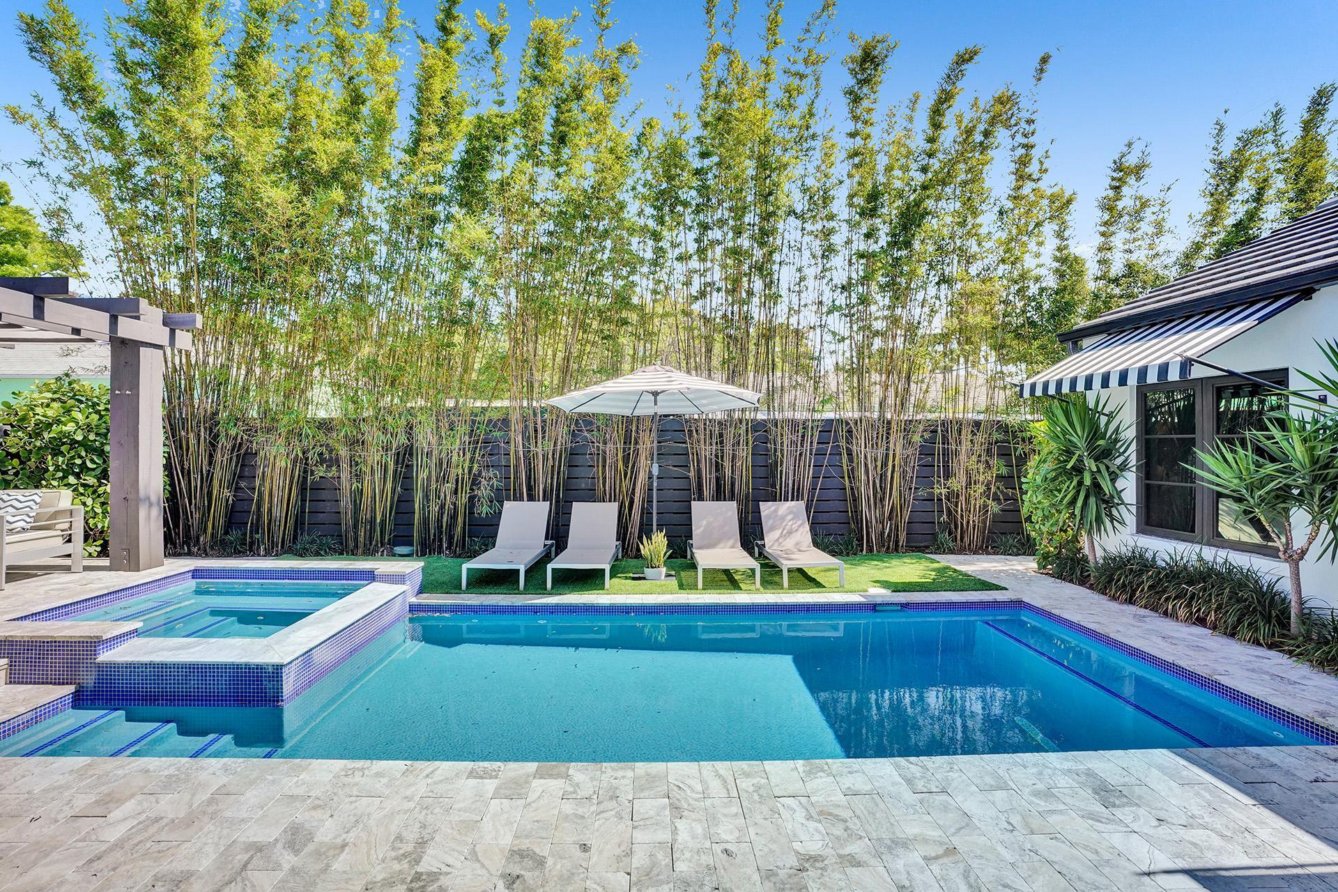 OLD SCHOOL SQUARE HISTORI - Residential