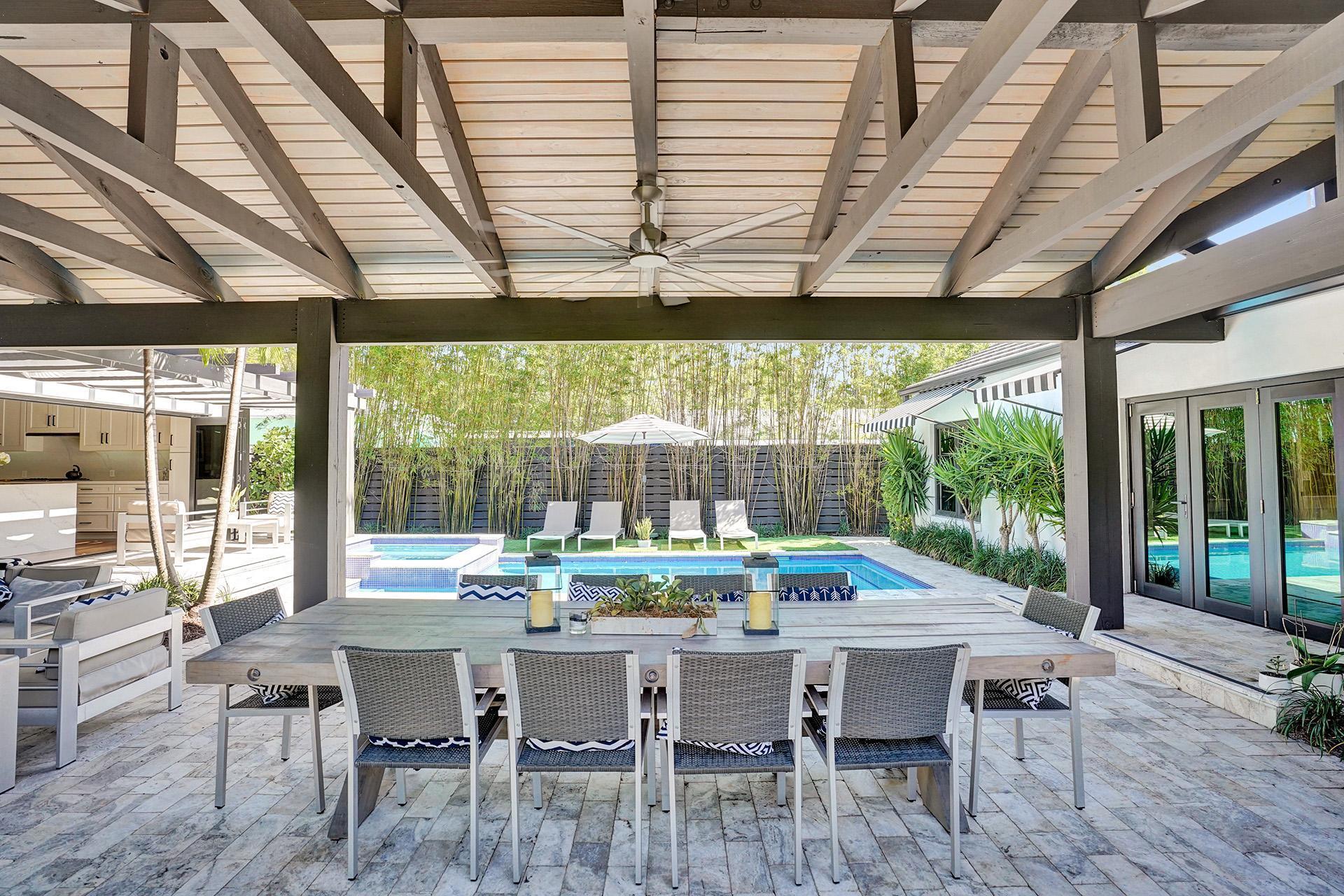 OLD SCHOOL SQUARE HISTORI - Residential