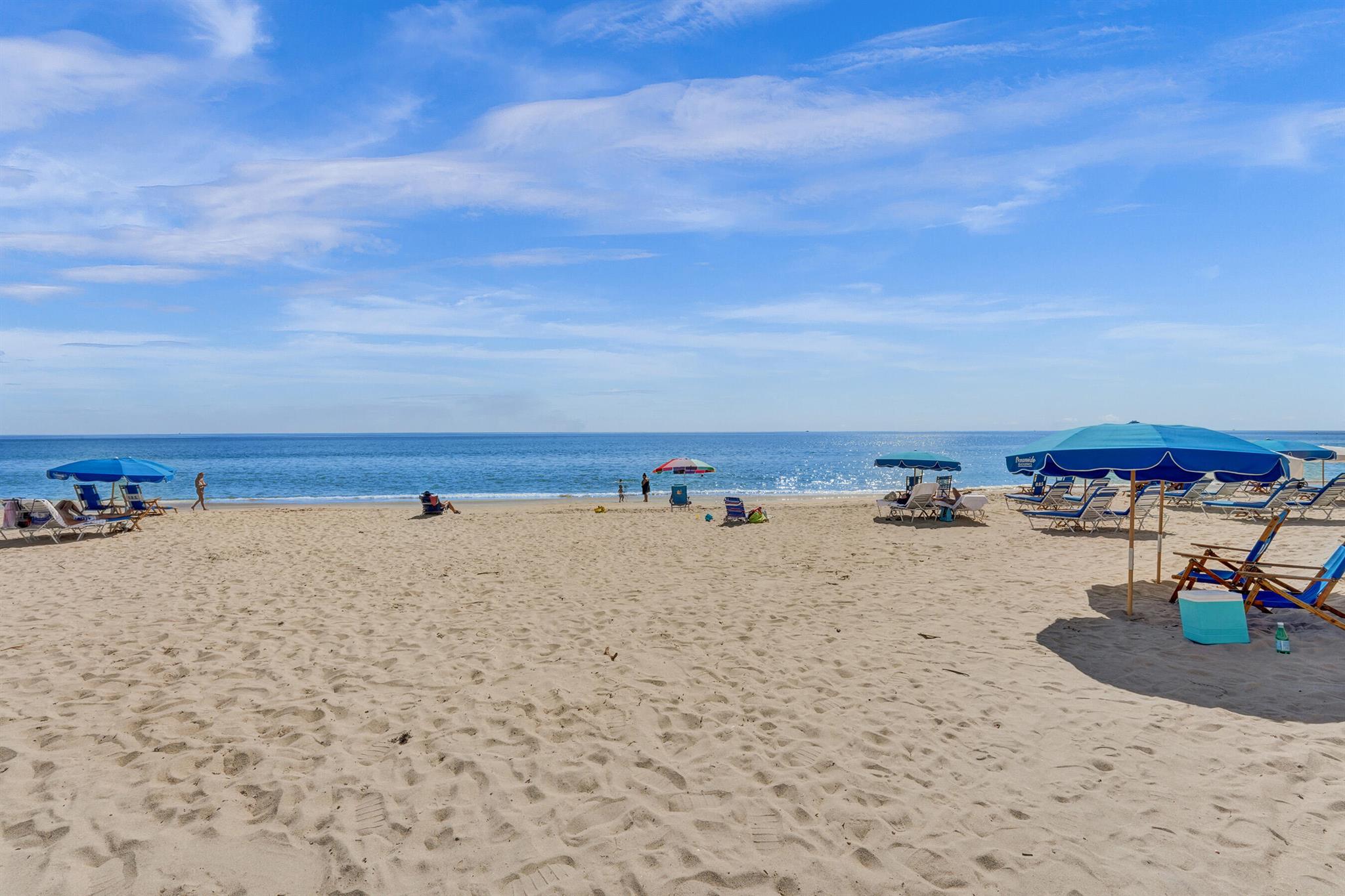 OLD SCHOOL SQUARE HISTORI - Residential