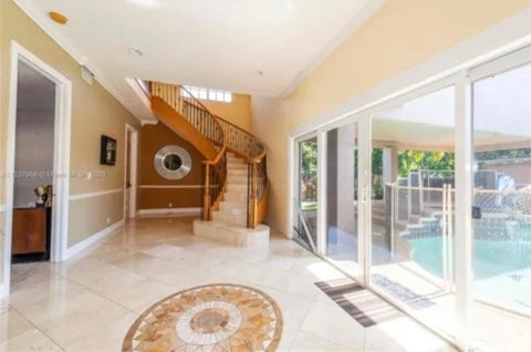Tiny photo for 423 NE 3rd Street, Pompano Beach, FL 33060 (MLS # B26049767)