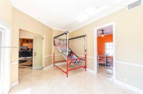 Tiny photo for 423 NE 3rd Street, Pompano Beach, FL 33060 (MLS # B26049767)