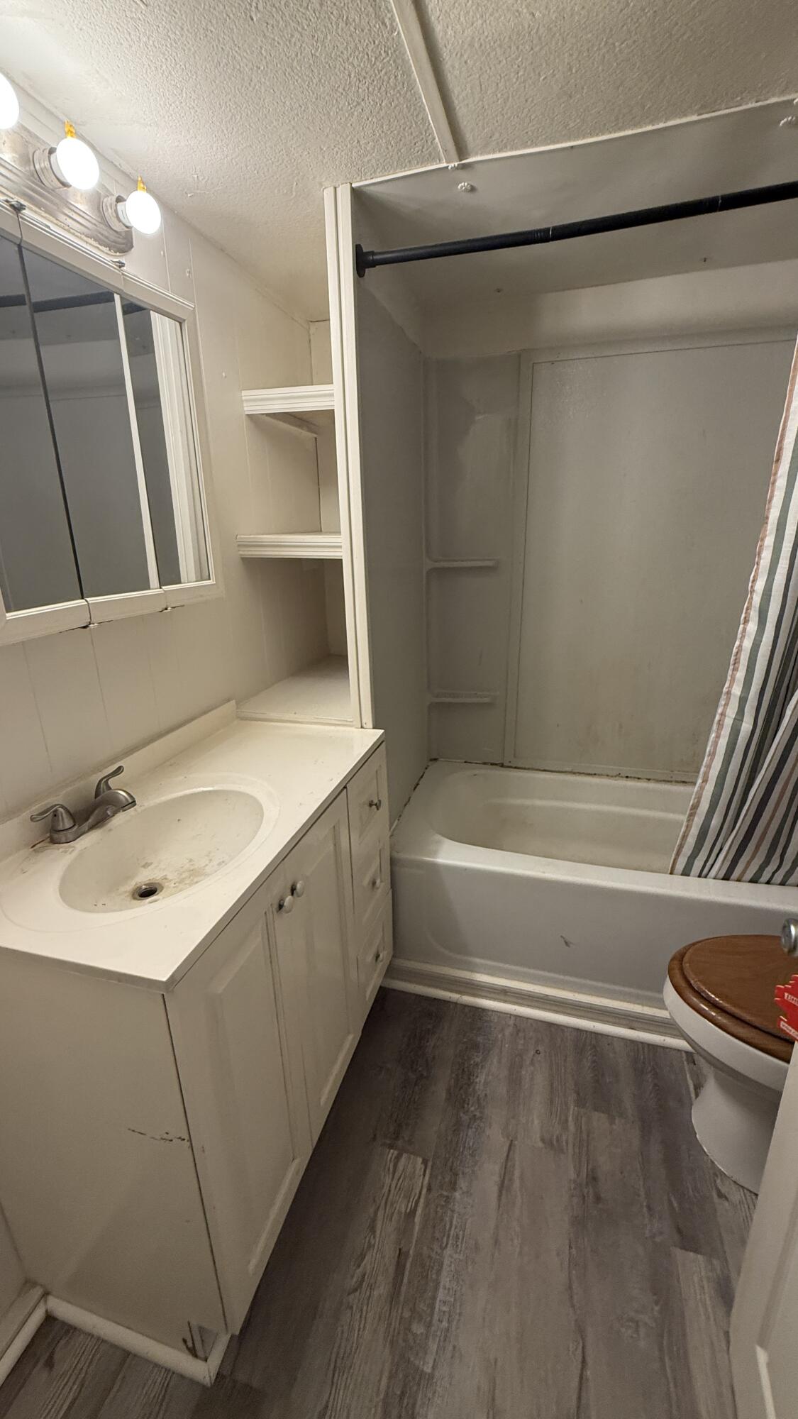 RIDGEWAY - Residential