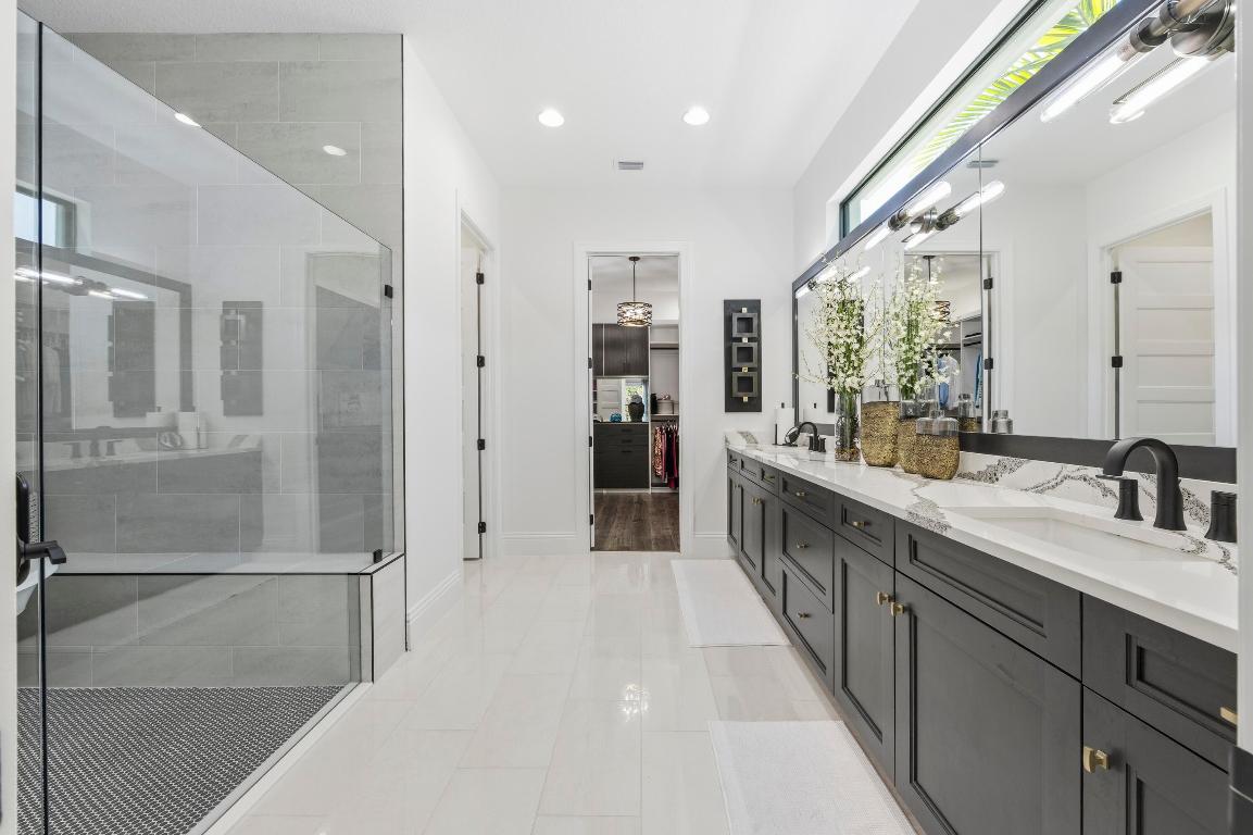 ARTISTRY - Residential