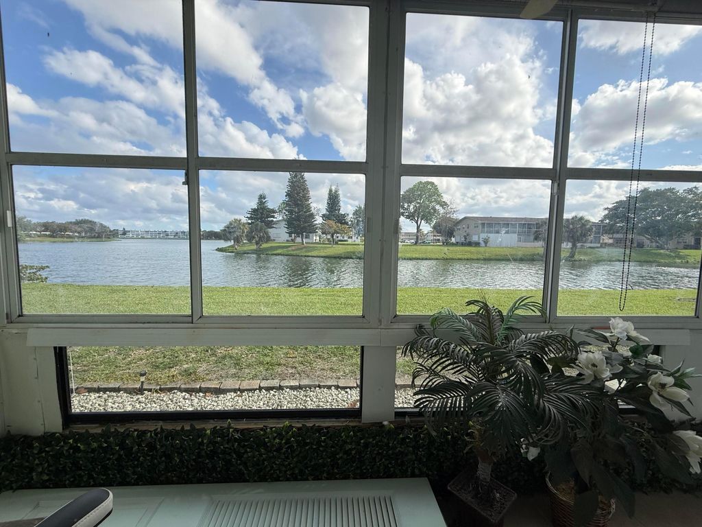 Photo of 343 Chatham, West Palm Beach, FL 33417 (MLS # B26024736)