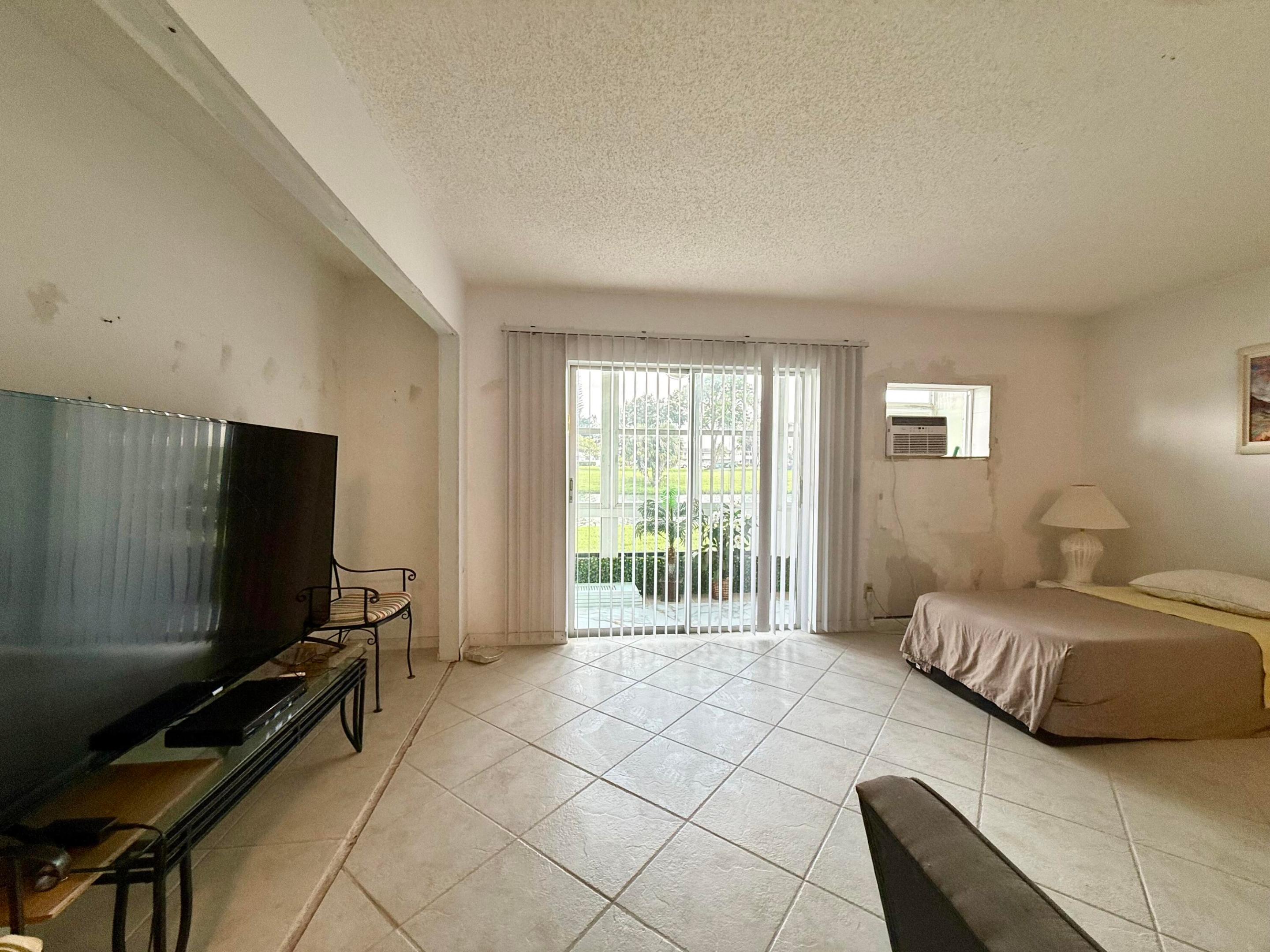 CHATHAM CONDOS - Residential