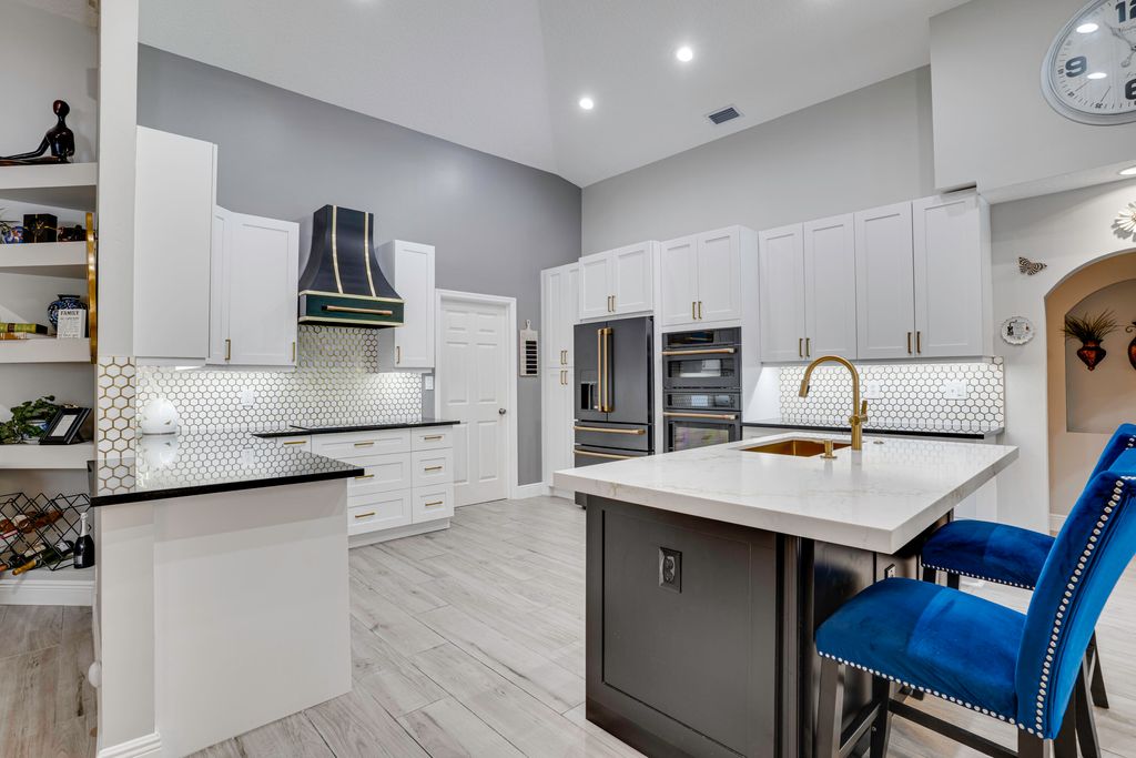 Photo of 17564 90th Street N, Loxahatchee, FL 33470 (MLS # R10940133)