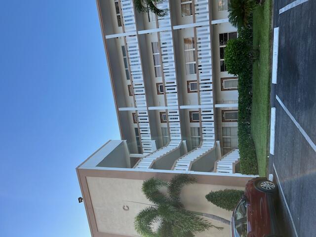 Don't miss this THIRD FLOOR unit !! Bright and with a Wonderful View of the Lake. Updated bathrooms, New carpet, Bedrooms with laminate floors, All Freshly Painted, A/C 2021, Directly across from Swimming Pool. MUST SEE.