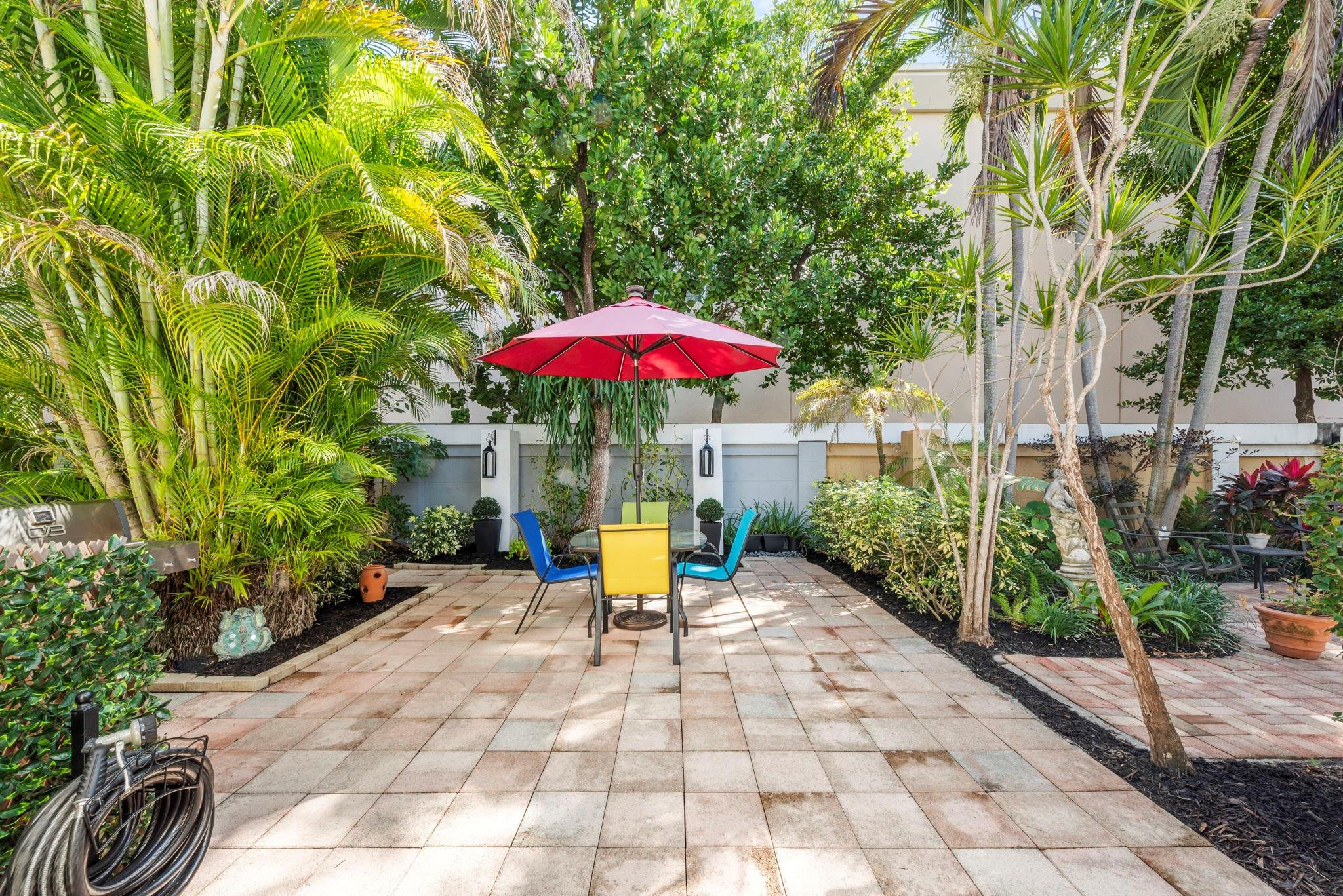 cobble east condo - Residential