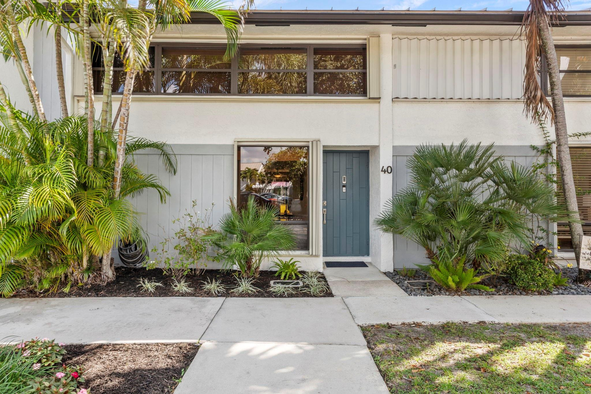 cobble east condo - Residential