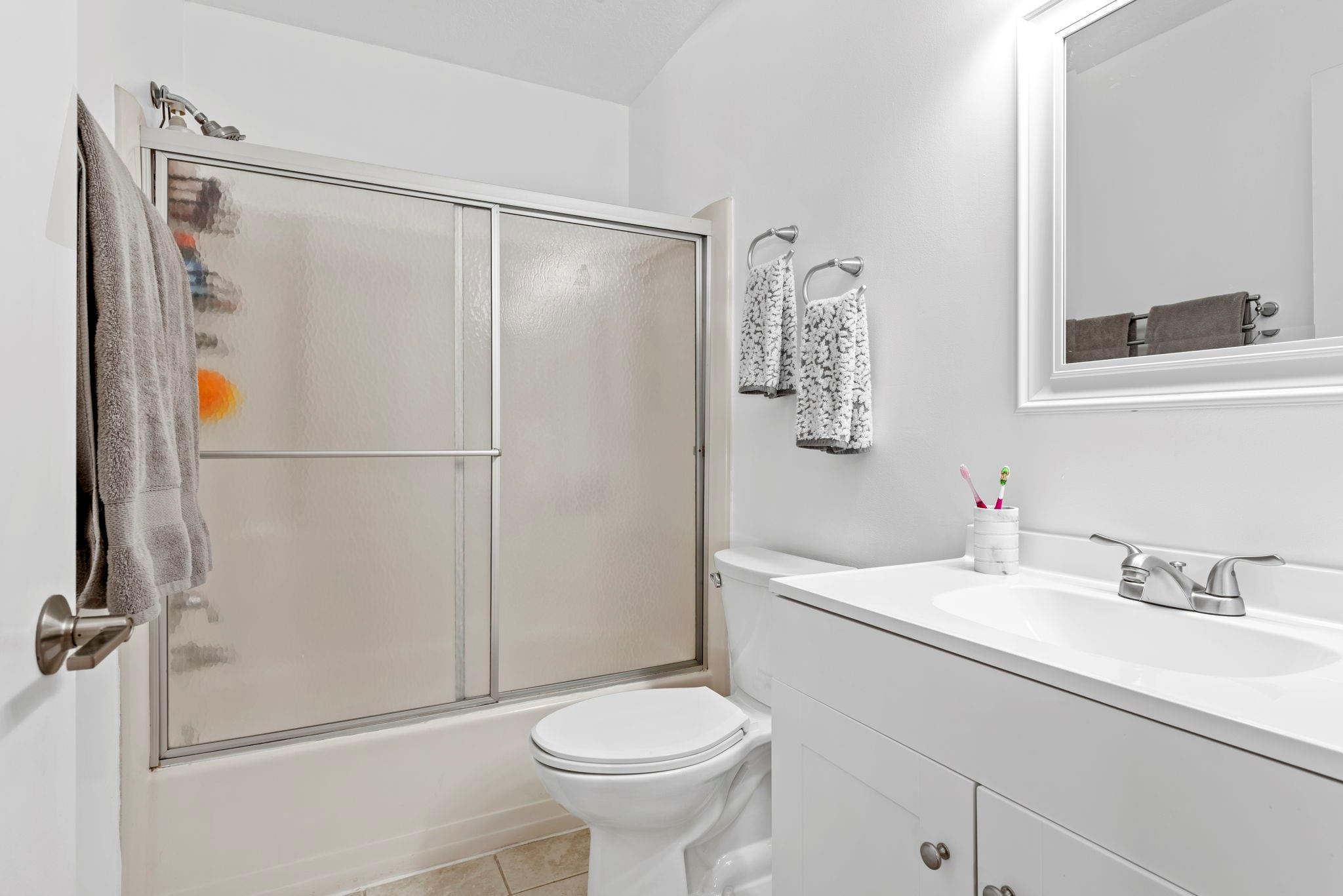 cobble east condo - Residential