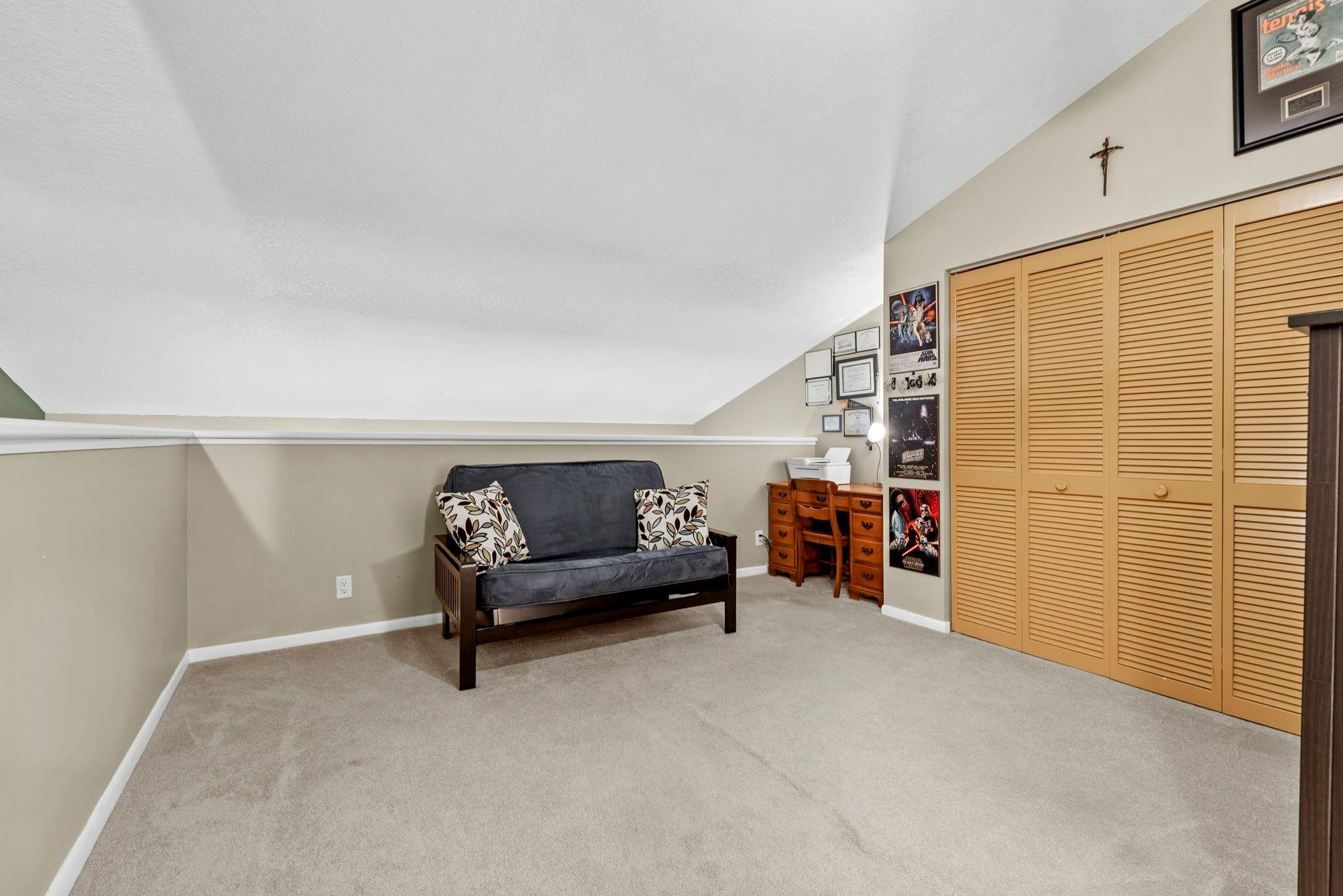 cobble east condo - Residential