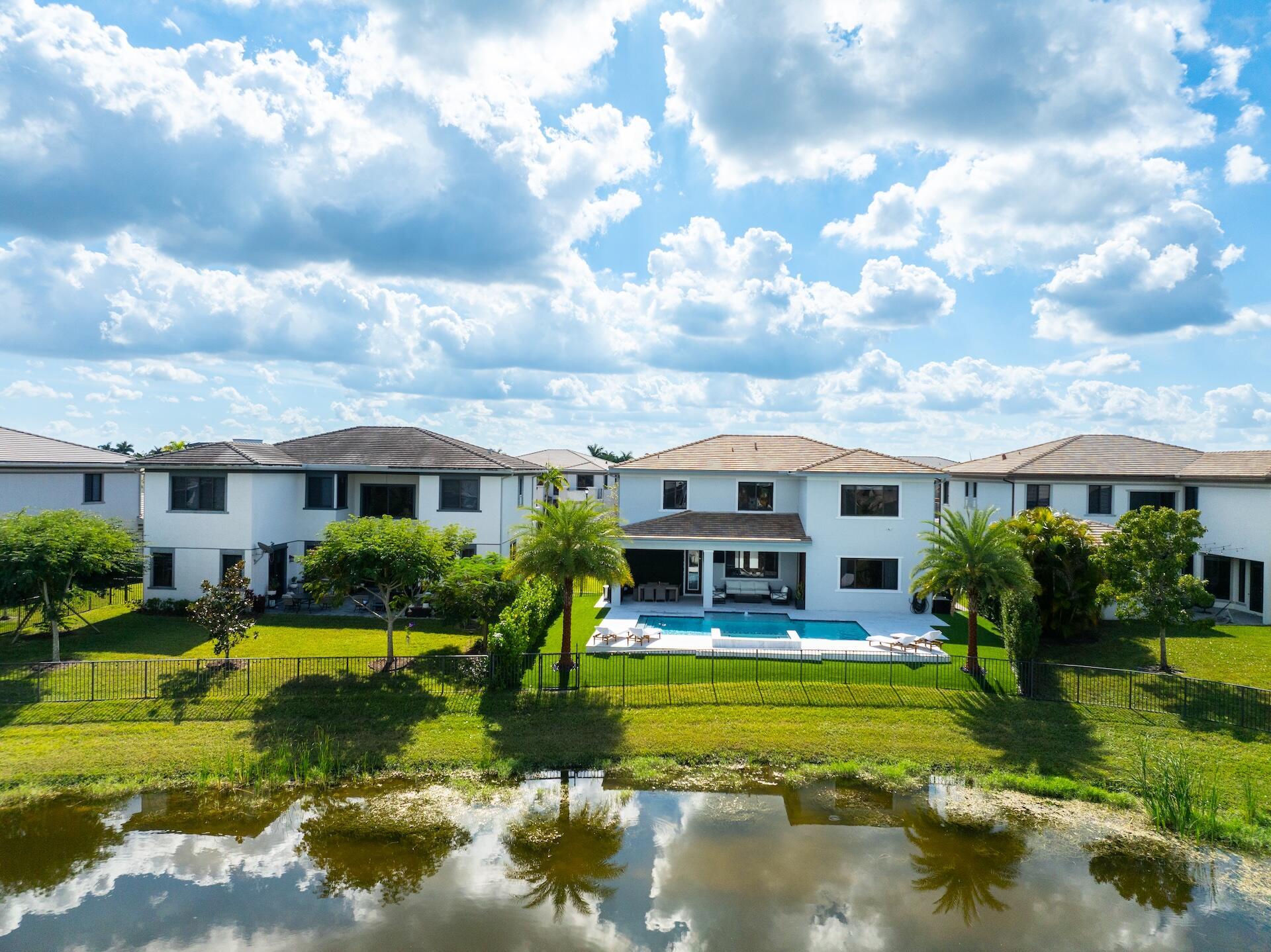 Triple H Ranch, Cascata a - Residential