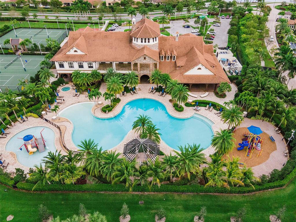 Triple H Ranch, Cascata a - Residential