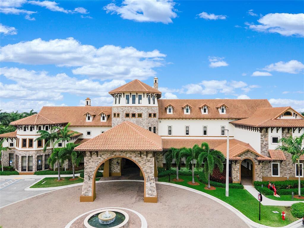 Triple H Ranch, Cascata a - Residential