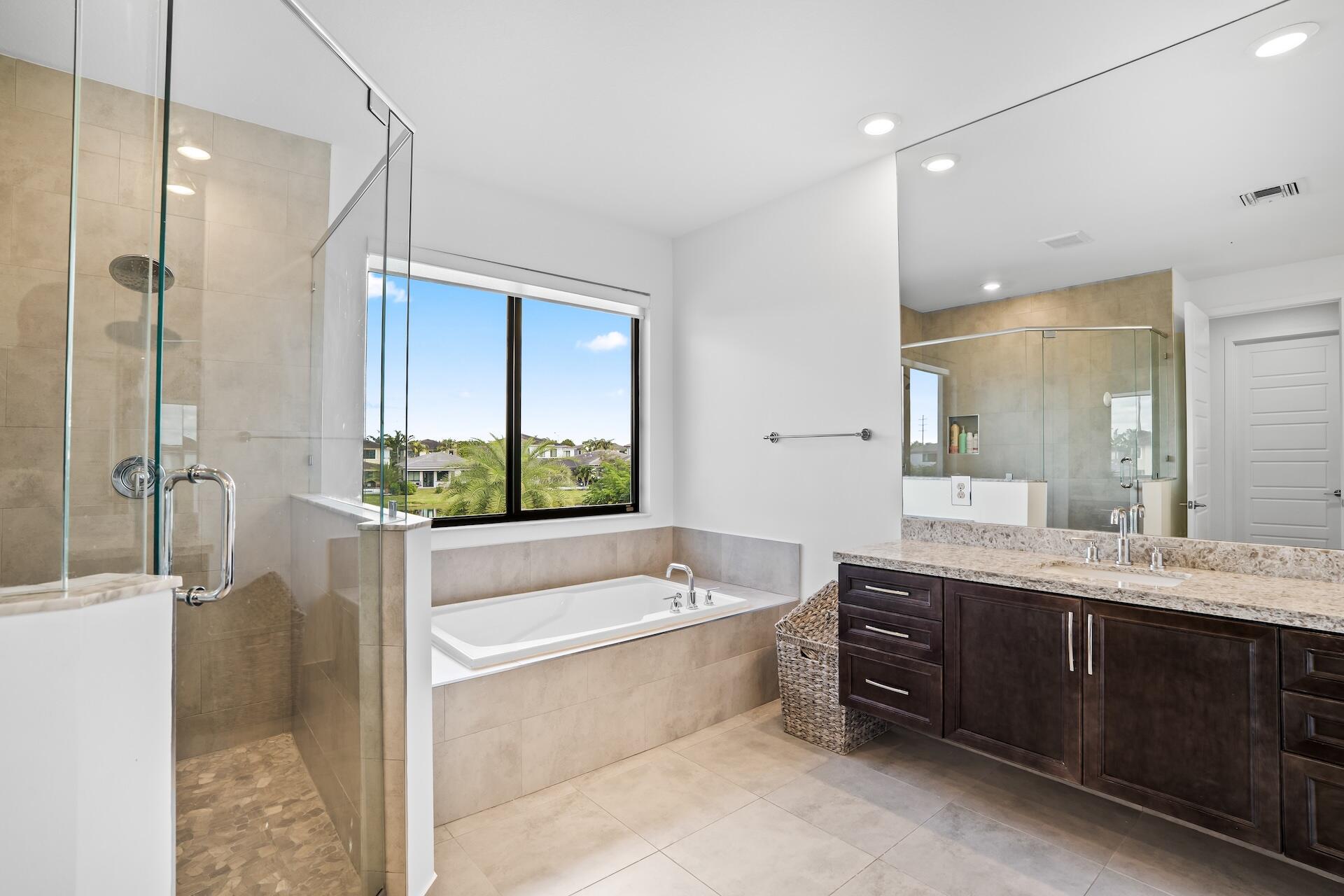 Triple H Ranch, Cascata a - Residential