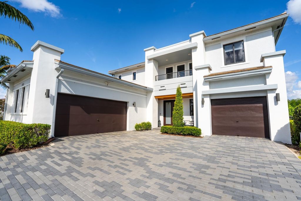 Photo of 10555 Cobalt Court, Parkland, FL 33076 (MLS # R11143412)