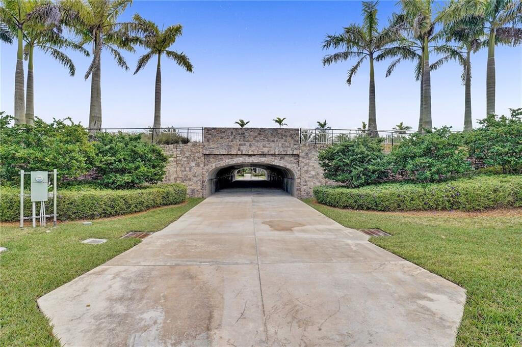 Triple H Ranch, Cascata a - Residential