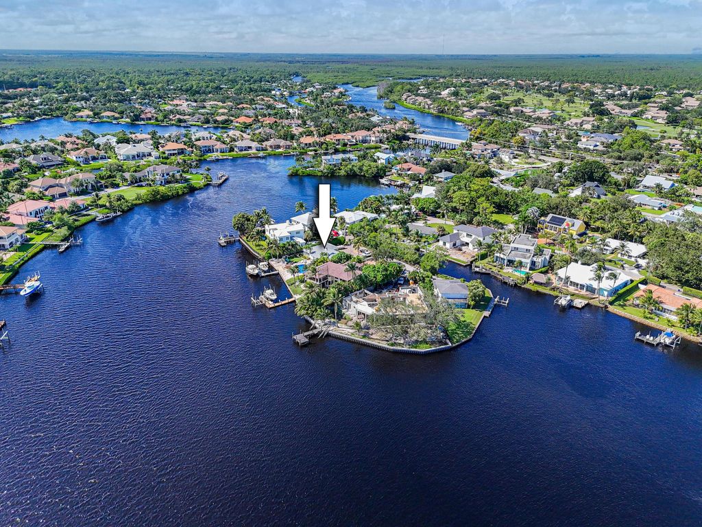 Photo of 9195 SE Cove Point Street, Jupiter, FL 33469 (MLS # R11151489)