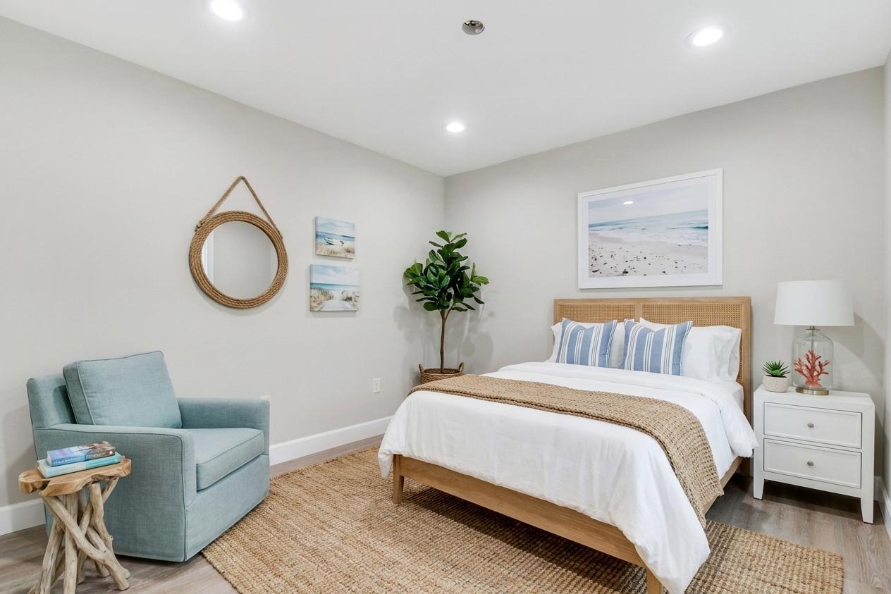 COVE POINT - Residential